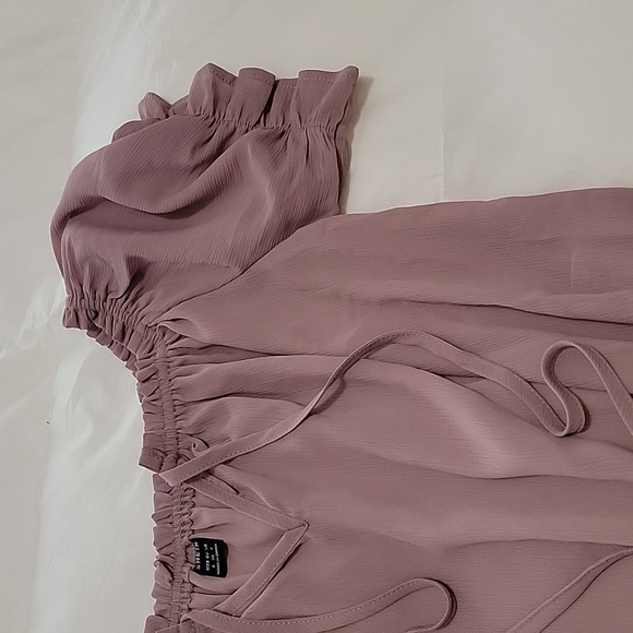 Shein Off Shoulder Tie Front Ruffle Hem Blouse NWOT - Picture 8 of 12